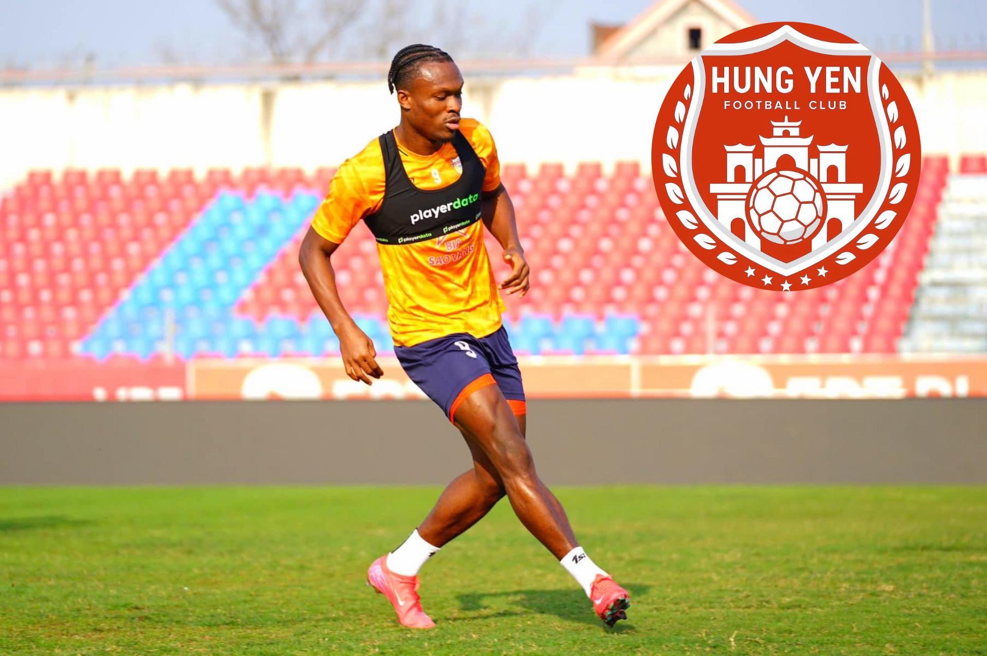  Noel Mbo lọt vào tầm ngắm của Hưng Yên FC: Ảnh FBNV