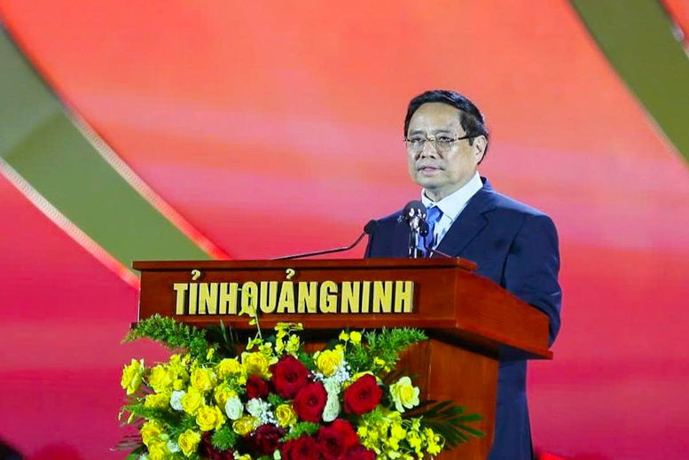Thủ tướng Phạm Minh Chính nhấn mạnh, cần tiếp tục thực hiện đồng bộ, quyết liệt, hiệu quả các nhiệm vụ, giải pháp đề ra để văn hóa trở thành 'sức mạnh mềm', 'sức mạnh nội sinh' của quốc gia - Ảnh: VGP/Nhật Bắc