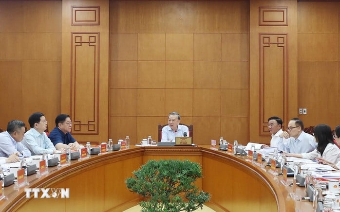 Tổng Bí thư Tô Lâm làm việc với Ban Chỉ đạo Trung ương kỷ niệm các ngày lễ lớn và sự kiện lịch sử quan trọng của đất nước trong 3 năm 2023 - 2025. Ảnh: TTXVN