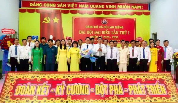 Ban chấp hành Đảng bộ xã Cù Lao Giêng, nhiệm kỳ 2025-2030 - Ảnh: C.H