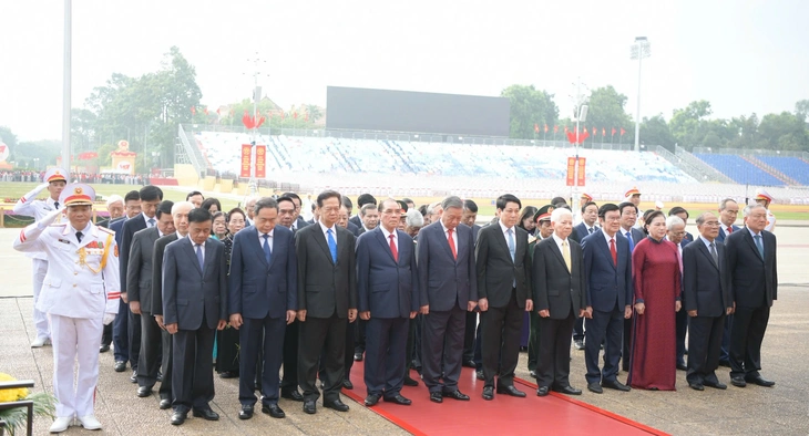  Lãnh đạo Đảng, Nhà nước tưởng niệm Chủ tịch Hồ Chí Minh - Ảnh: NGỌC CHÂU