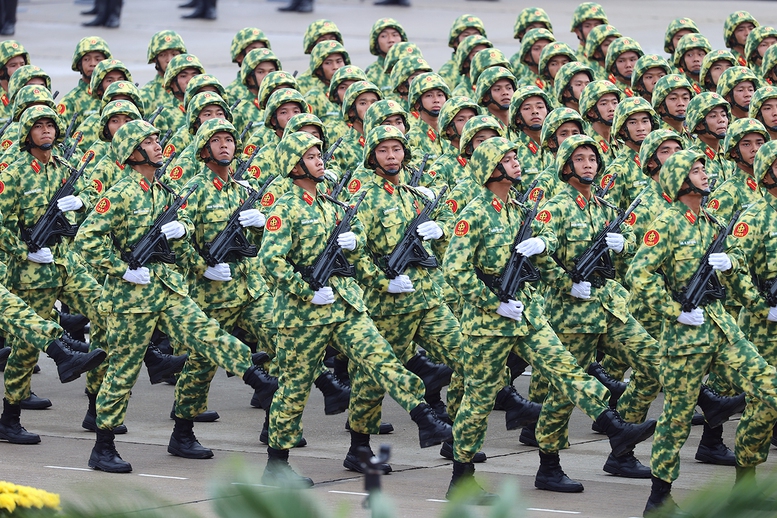 Khối chiến sĩ Phòng hoá.