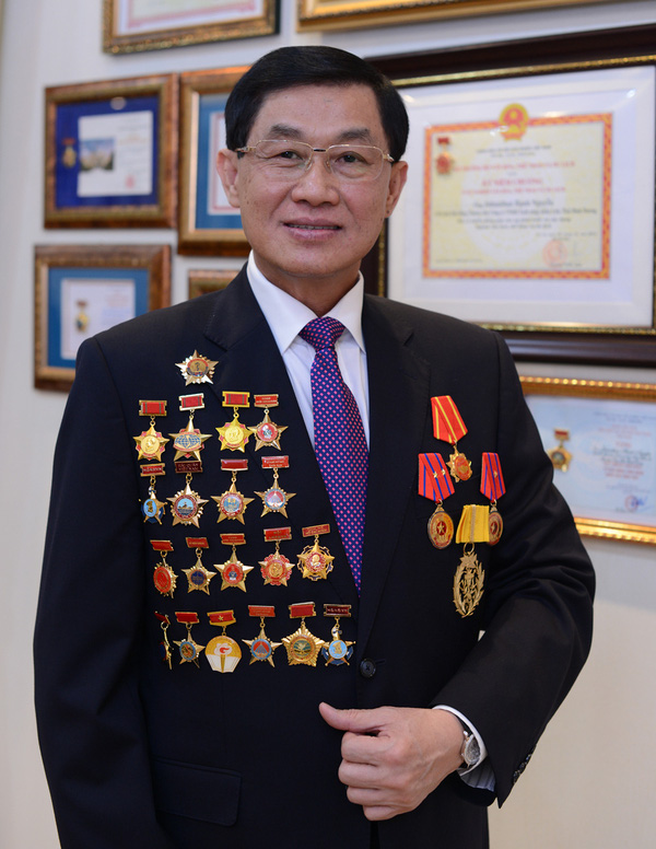 'Vua hàng hiệu' Jonathan Hạnh Nguyễn - Chủ tịch Tập đoàn IPP Group.