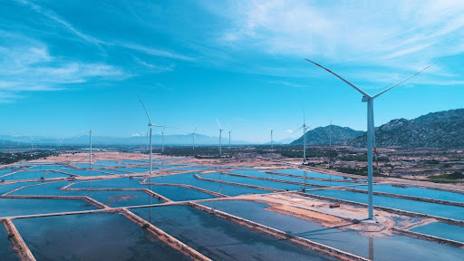 : Nhà máy Điện gió BIM đi vào vận hành đã hoàn thành kế hoạch phát triển tổ hợp muối và năng lượng tái tạo lớn nhất Việt Nam