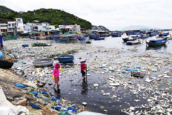 Rác thải nhựa đang trở thành vấn nạn môi trường toàn cầu. - Ảnh: thuysanvietnam