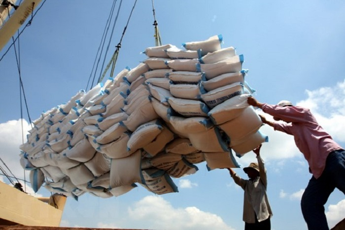 Xuất khẩu gạo Việt Nam 4 tháng đầu năm khởi sắc. - Ảnh: Báo Tin tức
