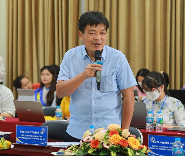 PGS.TS Lê Thanh Hà, Chủ tịch Hội đồng trường, Trường Đại học Lao động – Xã hội phát biểu tại Hội thảo.