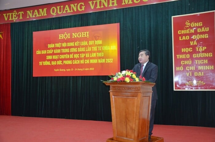 Đồng chí Phạm Quang Thao, Bí thư Đảng ủy LHHVN phát biểu.