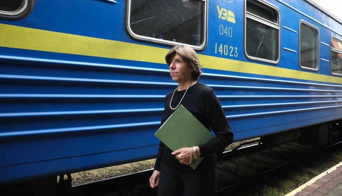Ngoại trưởng Pháp - bà Catherine Colonna thăm Ukraine. Nguồn: Le Monde