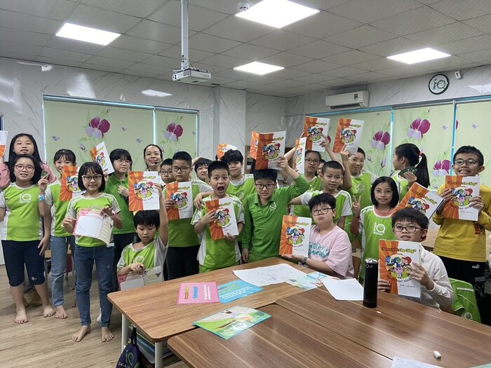 Riêng năm học 2021-2022, chương trình Cha-Ching đã được triển khai tại 84 trường học tại Hà Nội và Hưng Yên, tiếp cận hơn 22.000 học sinh tiểu học và 600 giáo viên.