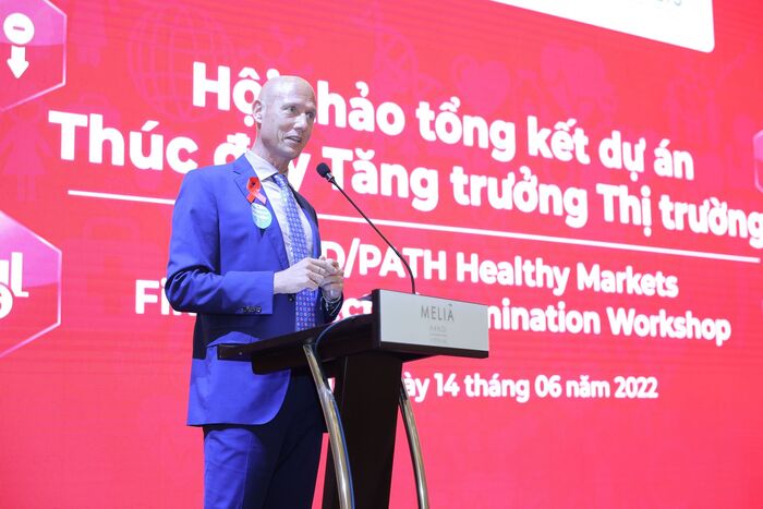 Ông Bradley Bessire - Phó Giám đốc USAID Việt Nam phát biểu tại sự kiện.