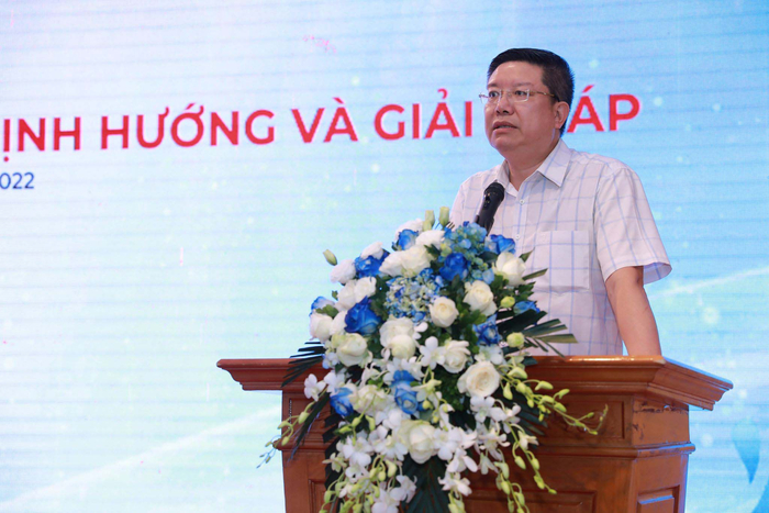 Tiến sĩ Lê Thanh Hòa - Phó Cục trưởng Cục Chế biến và Phát triển thị trường nông sản, Bộ Nông nghiệp và Phát triển nông thôn, kiêm Giám đốc Văn phòng Kiểm dịch động thực vật SPS Việt Nam phát biểu tại hội thảo.