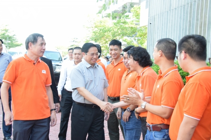Thủ tướng và đoàn công tác tới thăm, khảo sát Khu đô thị giáo dục - công nghệ FPT City (quận Ngũ Hành Sơn, TP. Đà Nẵng).