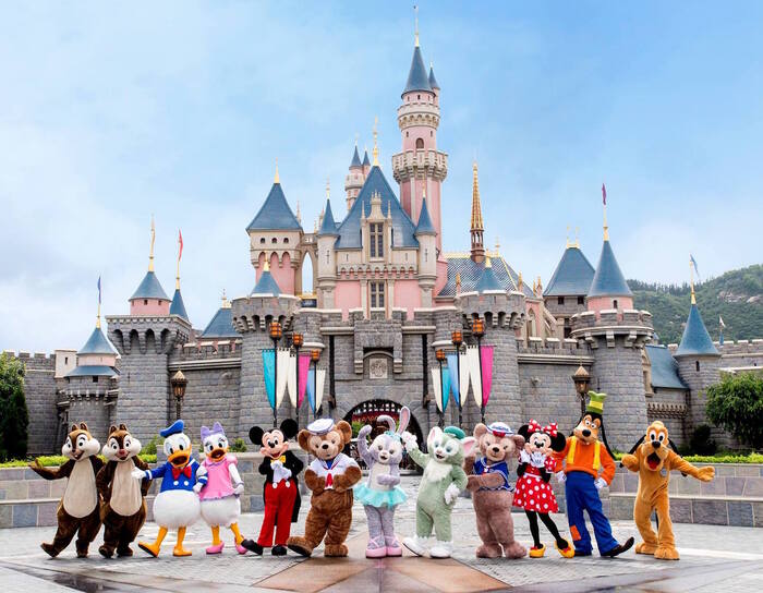 Disneyland Hongkong với nhiều trải nghiệm hấp dẫn.