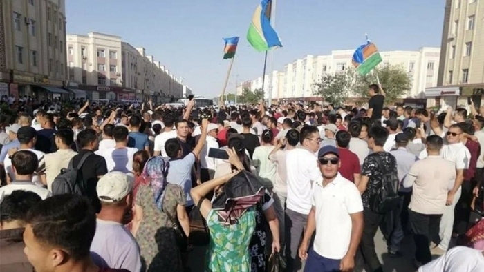 Uzbekistan tăng cường bảo vệ trật tự sau cuộc bạo loạn. (Nguồn: mạng xã hội)