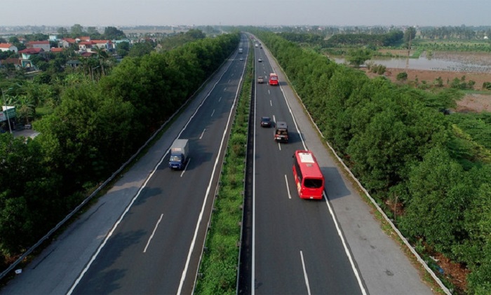 Dự án cao tốc Vân Đồn-Móng Cái khởi công vào tháng 4/2019, có tổng chiều dài khoảng 80km, quy mô đường cao tốc 4 làn xe, vận tốc tối đa 120km/giờ với tổng kinh phí hơn 11.000 tỷ đồng. Ảnh minh họa.