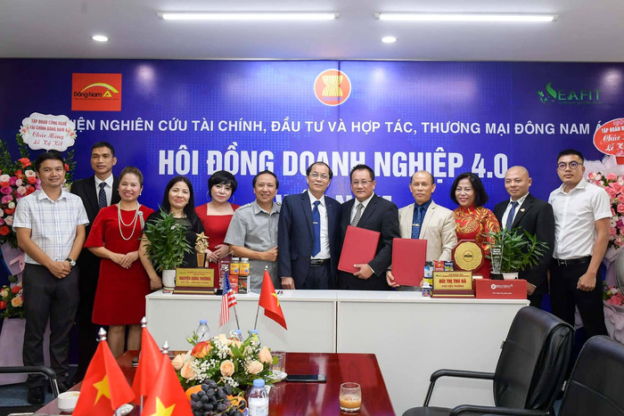 Viện Nghiên cứu Tài chính, Đầu tư và Hợp tác, Thương mại Đông Nam Á và Tập đoàn Daily Life Hoa kỳ ký kết văn kiện hợp tác toàn diện.