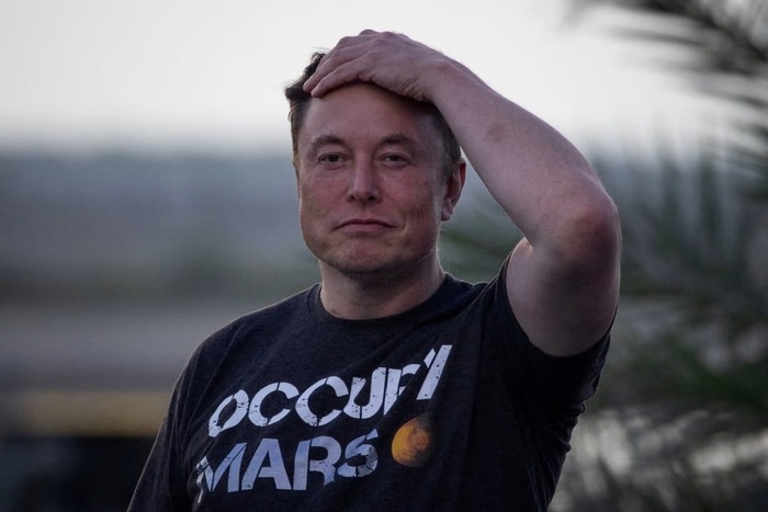 Tỷ phú Elon Musk nổi tiếng là một người có những hành động bất thường. Ảnh: AFP