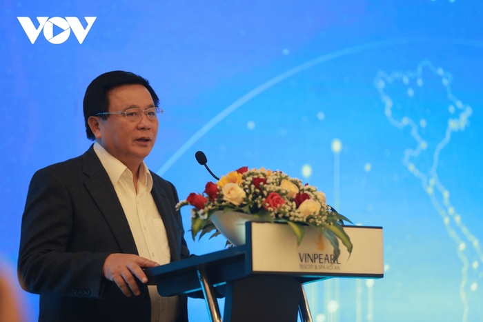 Ông Nguyễn Xuân Thắng, Ủy viên Bộ Chính trị, Giám đốc Học viện Chính trị Quốc gia Hồ Chí Minh, Chủ tịch Hội đồng Lý luận Trung ương phát biểu tại Diễn đàn địa phương 2022.