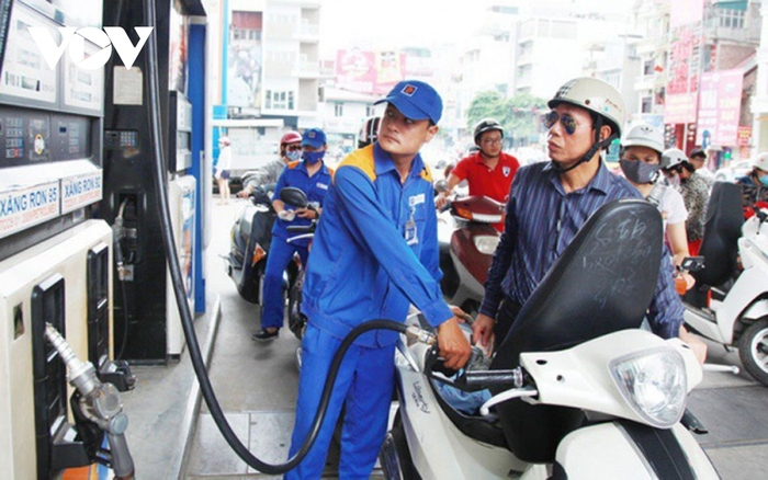 Giá xăng dầu góp phần đẩy CPI tháng 11/2022 lên cao. (Ảnh minh họa)