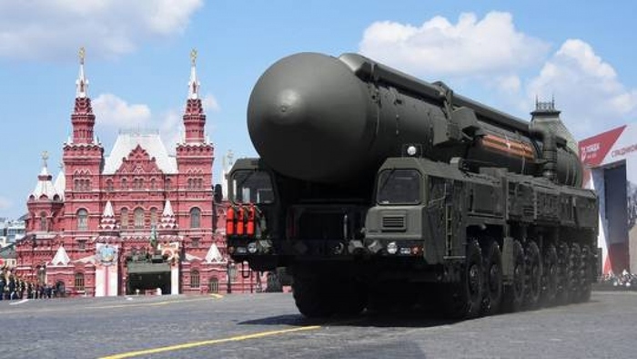 Tên lửa đạn đạo liên lục địa Yars của Nga tại Quảng trường Đỏ. (Ảnh: Sputnik)