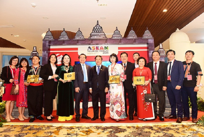 14 đơn vị của Việt Nam vinh dự đạt giải thưởng Du lịch ASEAN 2023. (Ảnh: Trung tâm Thông tin du lịch)