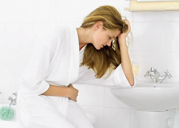 Táo bón lâu ngày do nhiều nguyên nhân gây ra