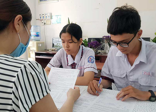 tuyen-sinh-6322