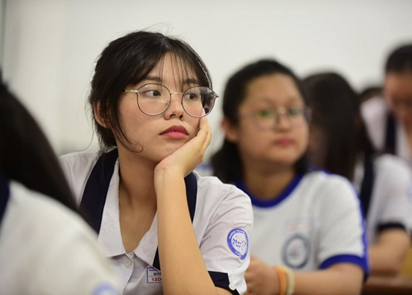 hoc-sinh-nen-bam-sat-de-thi-minh-hoa-thpt-quoc-gia-nam-2020