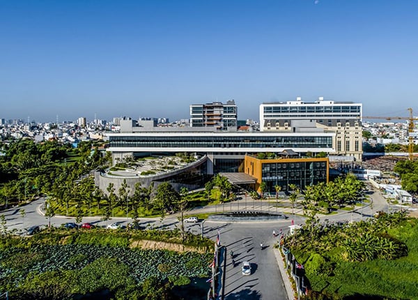 Bầu trời của Đại học Văn Lang tại cơ sở 3