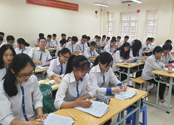 Các sỹ tử chuẩn bị kiến thức trước giai đoạn nước rút của kỳ thi tốt nghiệp THPT năm 2020