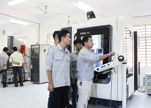 Trước khi đăng ký xét tuyển ngành kỹ thuật thí sinh cần tìm hiểu kỹ các yêu cầu