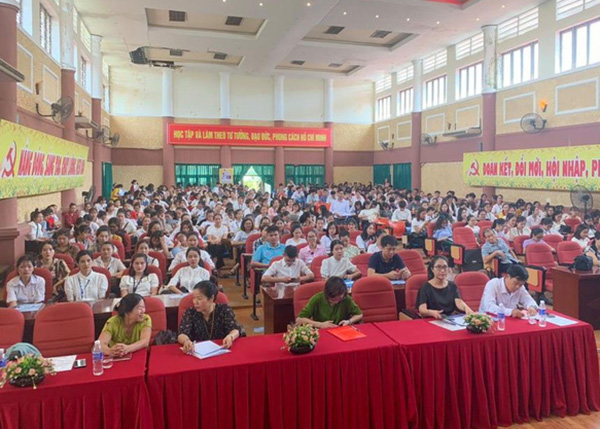 Trường Đại học Hà Tĩnh tổ chức ngày hướng nghiệp cho sinh viên năm 2020