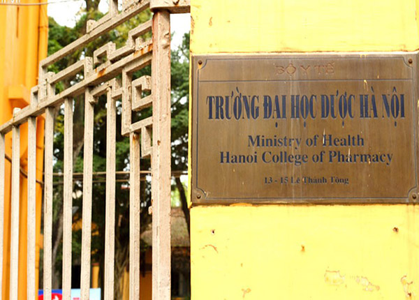Những thí sinh đầu tiên trúng tuyển vào ĐH Dược Hà Nội