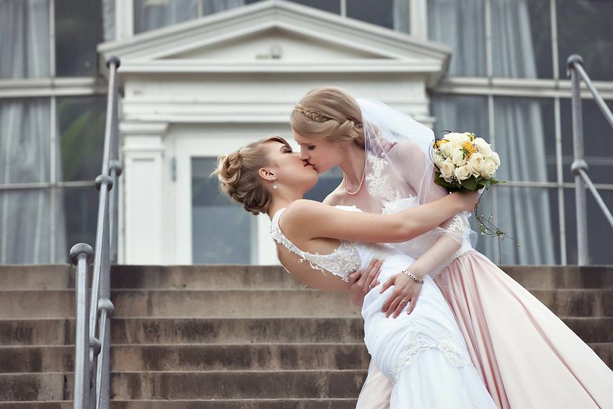 60 bức ảnh đám cưới đồng giới đẹp nhất khiến bạn tin vào sức mạnh của tình yêu 27