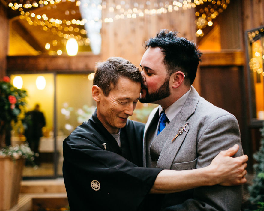 60 bức ảnh đám cưới đồng giới đẹp nhất khiến bạn tin vào sức mạnh của tình yêu 48