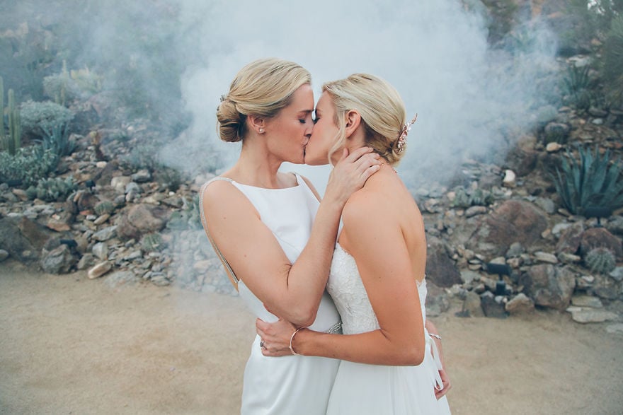 60 bức ảnh đám cưới đồng giới đẹp nhất khiến bạn tin vào sức mạnh của tình yêu 6