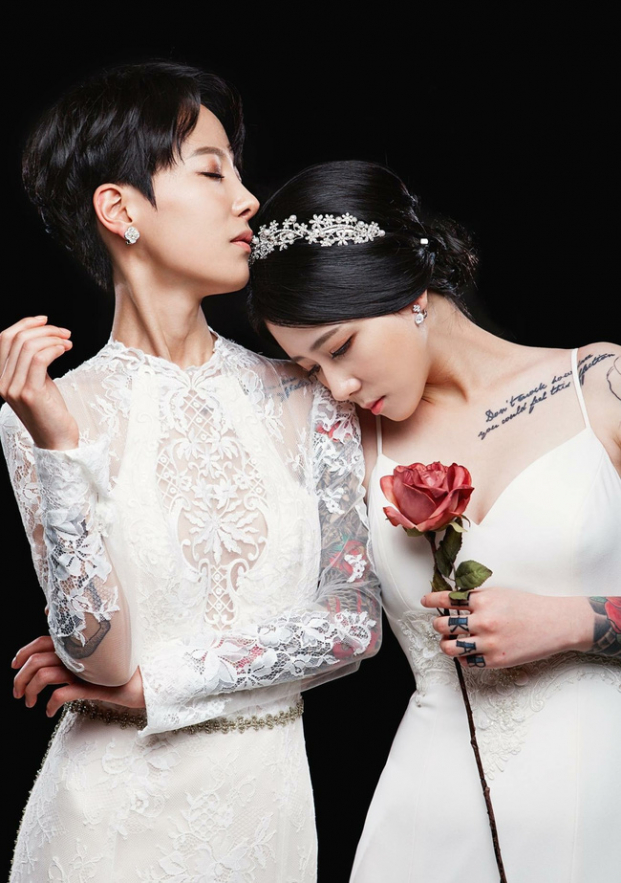 Nhan sắc 'đẹp như mơ' của cặp đồng tính nữ Hàn Quốc 17
