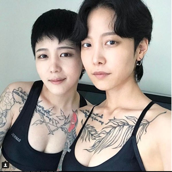 Nhan sắc 'đẹp như mơ' của cặp đồng tính nữ Hàn Quốc 12