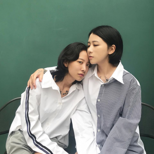 Nhan sắc 'đẹp như mơ' của cặp đồng tính nữ Hàn Quốc 10