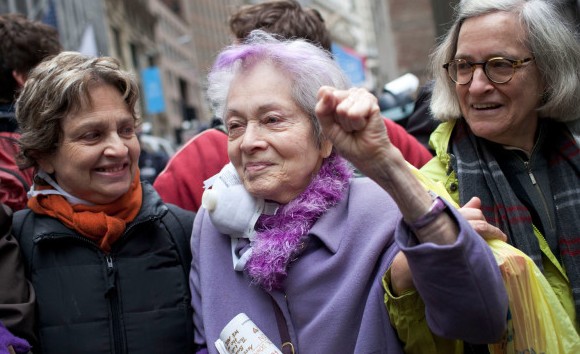 Người mẹ 94 tuổi gần 50 năm biểu tình ủng hộ con gái đồng tính 5