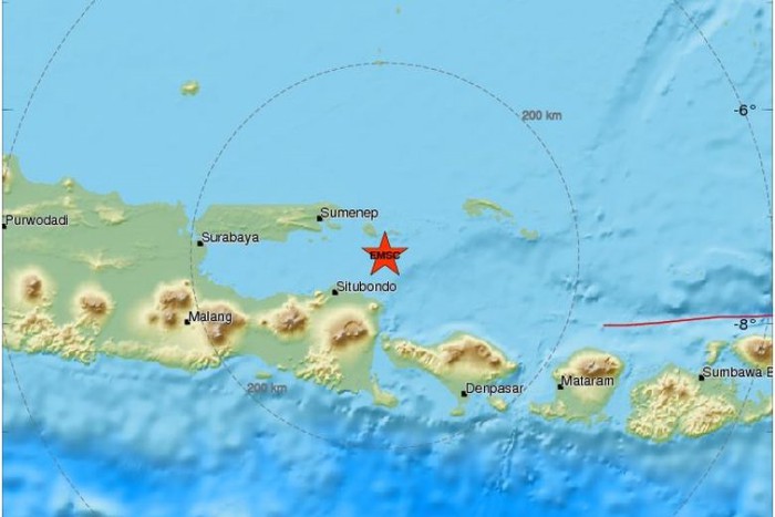   Tâm chấn trận động đất ở biển Bali, cách Đông Java 55km. Ảnh: EMSC  