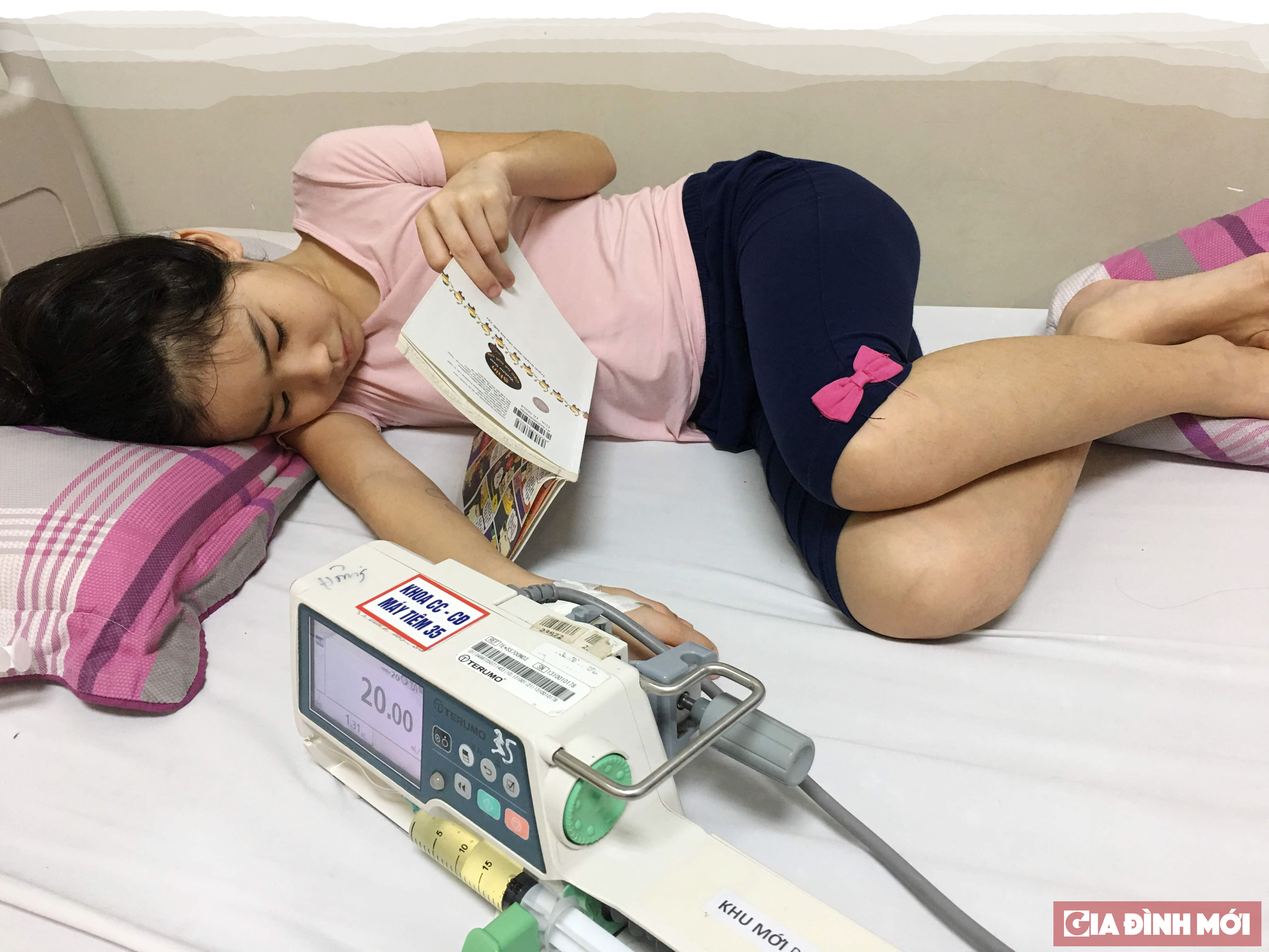 Hành trình tìm sự sống cho con gái 9 tuổi ung thư máu của mẹ Việt ở Singapore 5