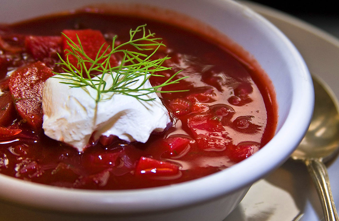 Món súp củ cải đỏ thường ăn trong Giáng Sinh ở Ba Lan