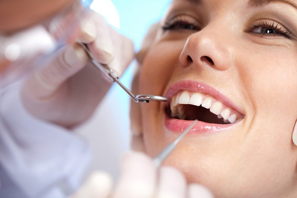 Thực hiện các hướng dẫn của nha sĩ sẽ giúp bạn có hàm răng khỏe đẹp