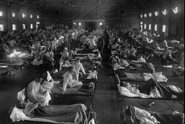 Đại dịch cúm năm 1918 - bức ảnh chụp tại một phòng cấp cứu ở Kansas, Mỹ