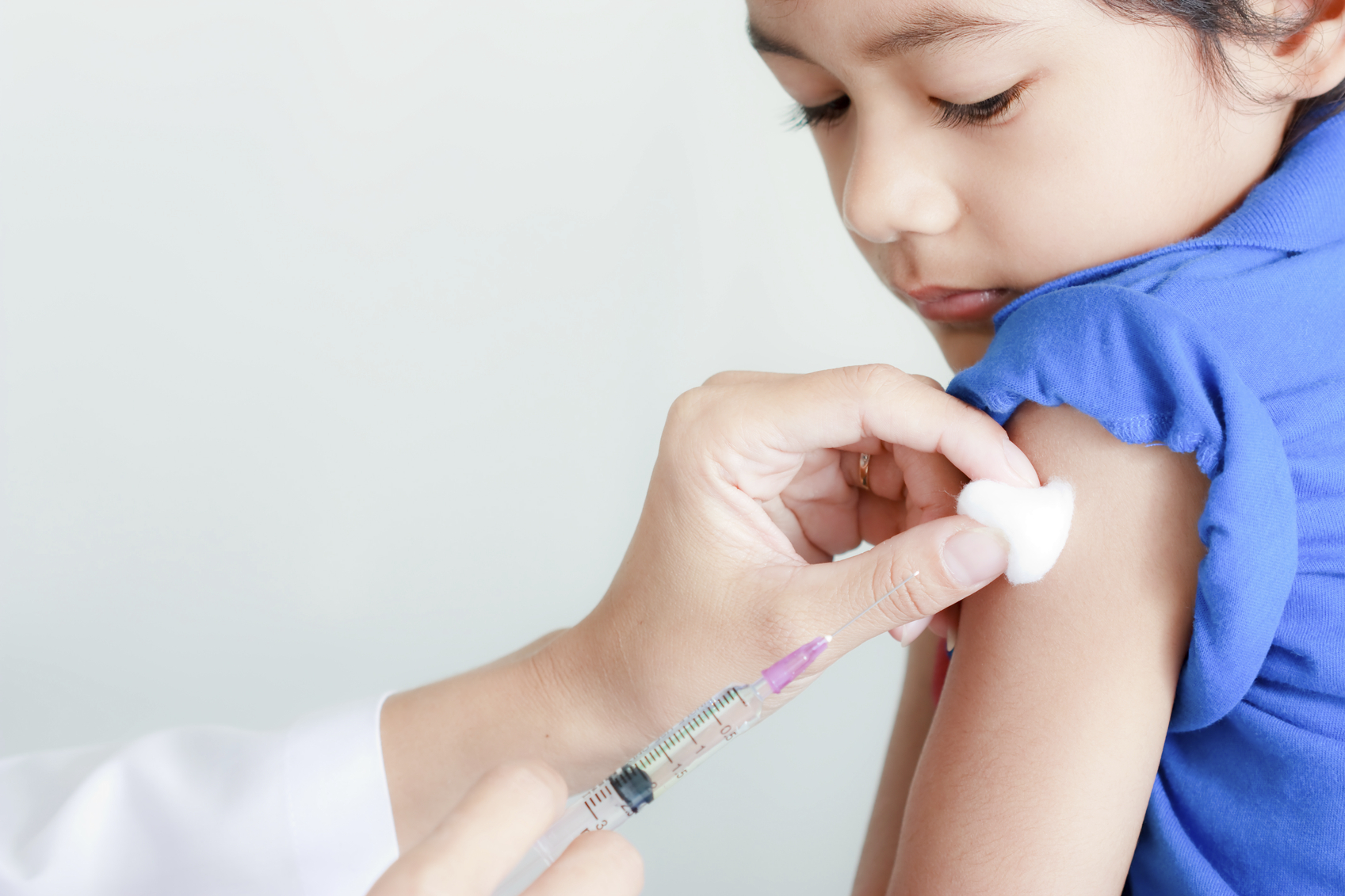 Tiêm phòng vắc xin vẫn là giải pháp hữu hiệu để ngăn ngừa bệnh cúm phát triển thành đại dịch toàn cầu
