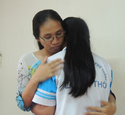 Thông tin mới nhất cho biết cô Châu và các em học sinh lớp 11A1 đã có buổi nói chuyện để hòa giải - Ảnh:VTC News