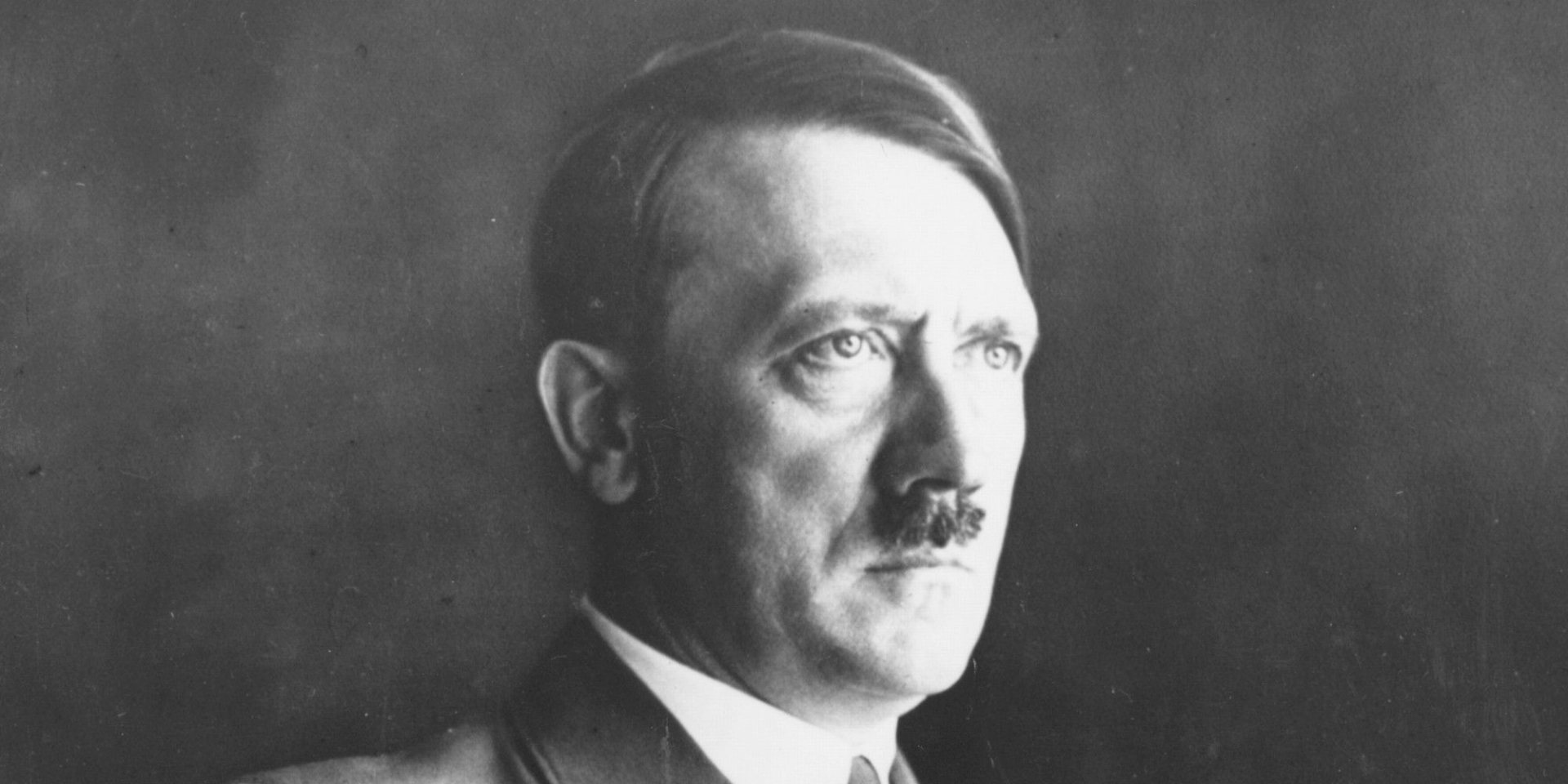 Chứng IBS của Hitler nặng hơn do ông phải dùng quá nhiều loại thuốc điều trị các loại bệnh khác