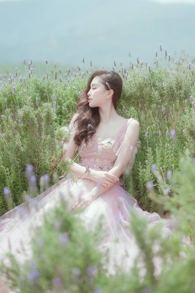 Hoa hậu Tiểu Vy hóa 'thần tiên tỷ tỷ' trong bộ ảnh mới khiến dân mạng trầm trồ vì quá đẹp 5